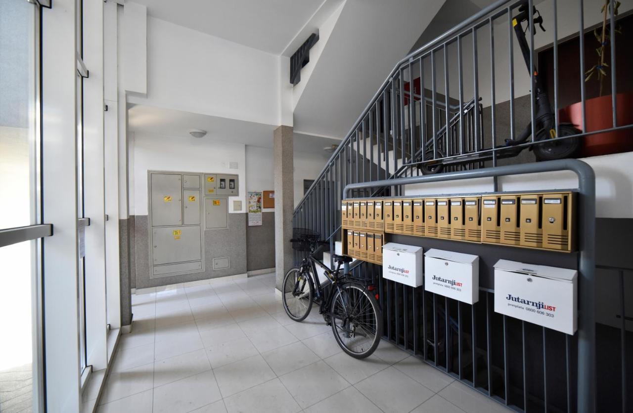 Lavir Apartment With Parking Ζάγκρεμπ Εξωτερικό φωτογραφία